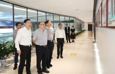 北京师范大学教授来枝调研这项工作…