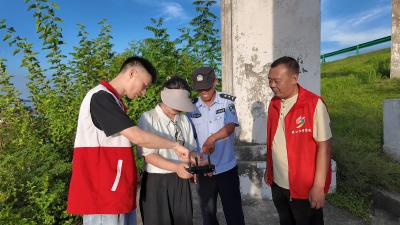百里洲镇：“空中+地面”科技联防 筑牢暑期防溺水安全网