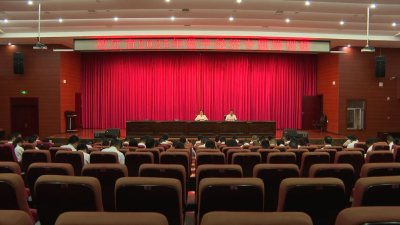 枝江市数字经济培训班亮点足 机器狗“助教”展现数字成果