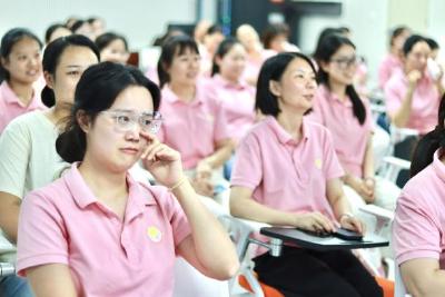 暖心！市团结路幼儿园教师节活动惊喜连连