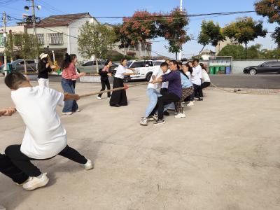 马家店街道中桥片区：“丰”景共享促联建 活力共庆迎华诞