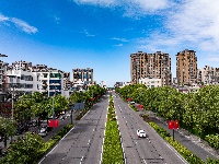 枝江：满城尽带“中国红”
