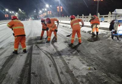 金润源集团闻雪而动 多点发力保民生
