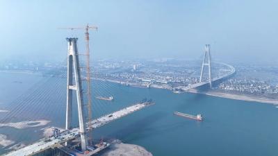 见证梦圆！长江大桥百米高空上的枝江姑娘