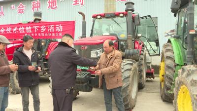 枝江“一站式”农机服务护航春耕生产