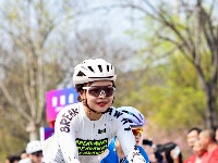 图集 | 2026中国公路自行车公开赛（湖北枝江站）开赛——风驰枝江·逐梦滨江