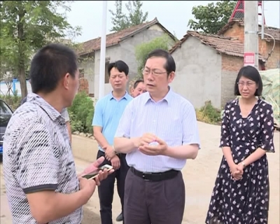 襄阳市领导虞国旗督导检查我市人大代表主题实践活动