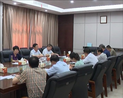 何飞:深入推进扫黑除恶专项斗争 提升人民群众幸福感安全感 