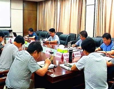孟艳清主持召开第四次滚河流域河库长会议