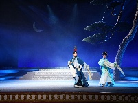 大武汉 《九连墩》来了  
新编历史传奇剧《九连墩》在武汉剧院好戏连台
