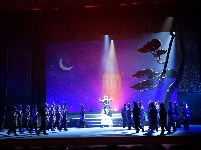 大武汉 《九连墩》来了  
新编历史传奇剧《九连墩》在武汉剧院好戏连台
