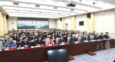 李乐成在襄阳分会场参加中央第四生态环境保护督察组对湖北省开展“回头看”情况反馈会
