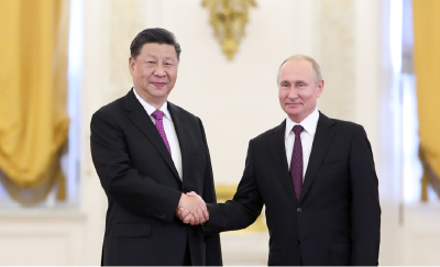 习近平同俄罗斯总统普京举行会谈 两国元首共同宣布 发展中俄新时代全面战略协作伙伴关系