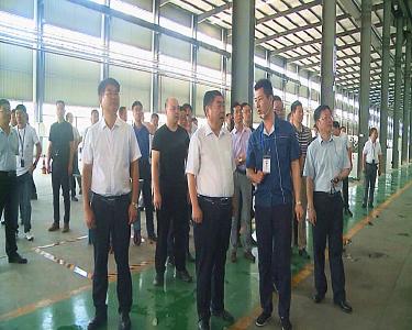 V视|襄阳市上半年工业经济运行分析会在我市召开