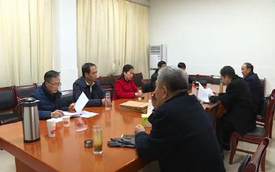 市八届人大四次会议议案审查委员会召开第二次会议