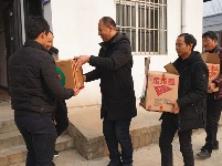 企业爱心捐赠 助力脱贫暖人心