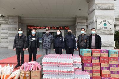 【众志成城抗疫情】警民同心，同心战“疫”！中国加油！