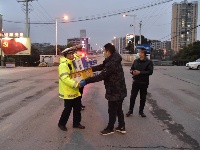 【众志成城抗疫情】枣阳爱心市民自发捐赠物资支援抗疫一线