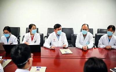 暑假能不能带孩子国内旅游？张文宏这样说
