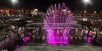  我市维修汉城广场喷泉方便市民休闲