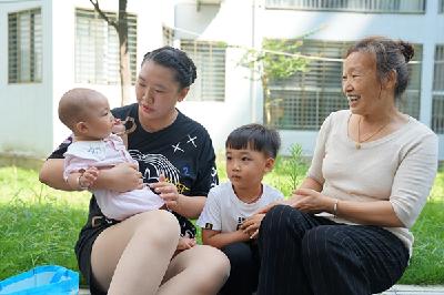 【寻找最美军嫂】廖鹏：把初心写在行动上、把使命落在岗位上
