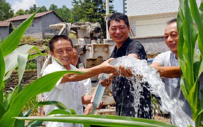 湖北保康：“幸福水”流入千万家