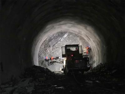 掘进香炉坪——郑万高铁湖北段建设现场探访