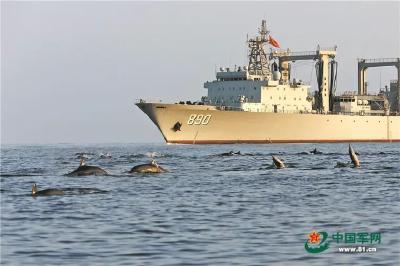 中国海军第35批护航编队结束亚丁湾护航