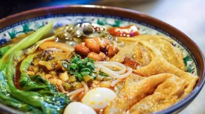 让“网红”产品做成“红火”产业