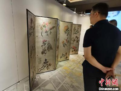 乾隆真迹、李容瑾珍品 古董珍玩、传世画作集中亮相上海