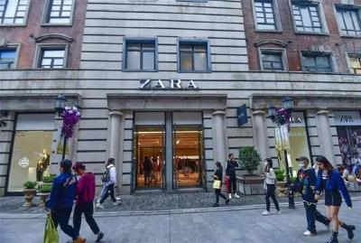 知名国际品牌宣布关店超1000家！很多人都买过...