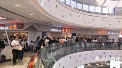 又一家餐厅因为服务火了，但不是火锅