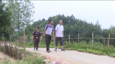 湖北浠水李新忠：身残志坚 赶着番鸭奔小康