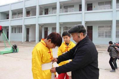 安徽涡阳：非遗“棒鼓舞” 传承有新人