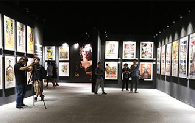 西安：500张原版电影海报展现海报艺术流变