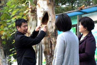 武汉人工智能教授投身“树洞救援” 2年阻止了3200多人（次）自杀