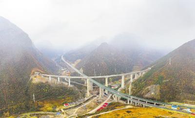 保神高速全线贯通 湖北实现“县县通高速”