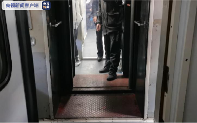 “绿皮车”该全列禁烟吗？