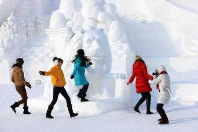 “冰雪之冠上的明珠”哈尔滨在成都展现冰雪魅力