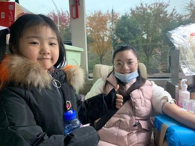 “不仅仅是献爱心，更收获愉悦和健康” 下沉党员组团献血13300毫升