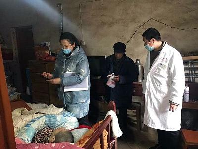 市残联：下乡办证送关爱 暖心服务残疾人