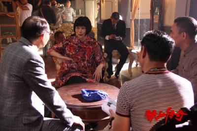 纪录片《铁血传奇》：戏剧化讲述“无名”英雄的传奇故事 