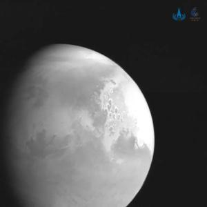首幅火星图像为什么不是红色的 