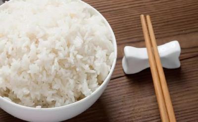 为什么说米饭比面食更容易控制热量？ 