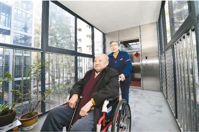 民众呼声很高，现实“梗阻”不少—— 老小区装电梯，为何这么难？