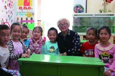 辽宁抚顺樊桂云：永不退休的“辅导员奶奶” 