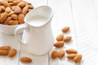 宋昆冈：牛奶不结奶皮并非质量原因 而是煮奶时间短、温度低 