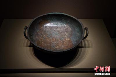 青铜器里的“神仙姐姐”：历代文物蕴藏古代女性优品