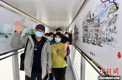 援鄂医疗队102人受邀重返湖北襄阳疗休养