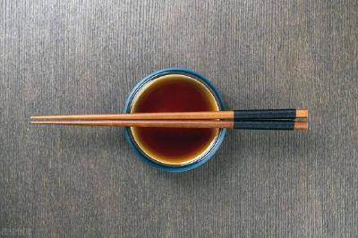 筷子也要讲卫生，谨防病从口入